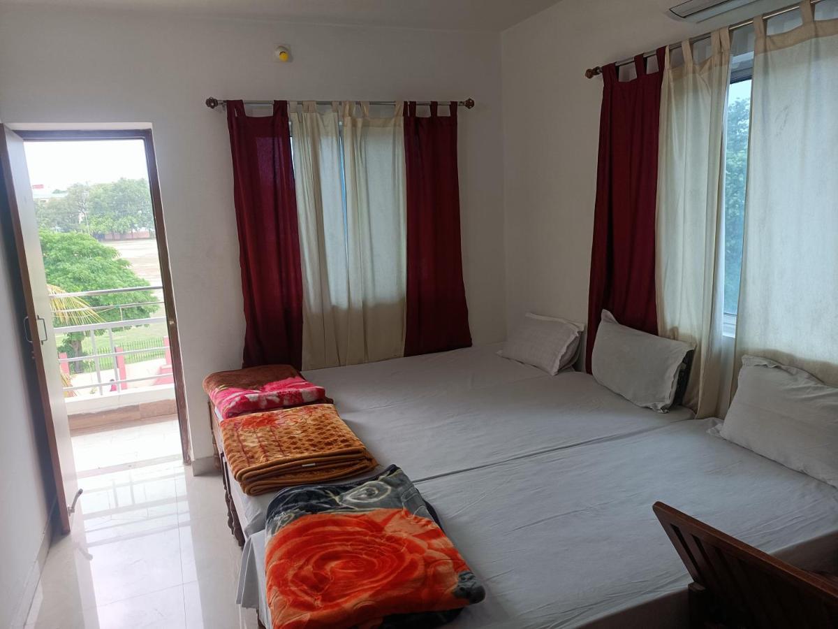 The Gupta Guest House Bodh Gaya Εξωτερικό φωτογραφία